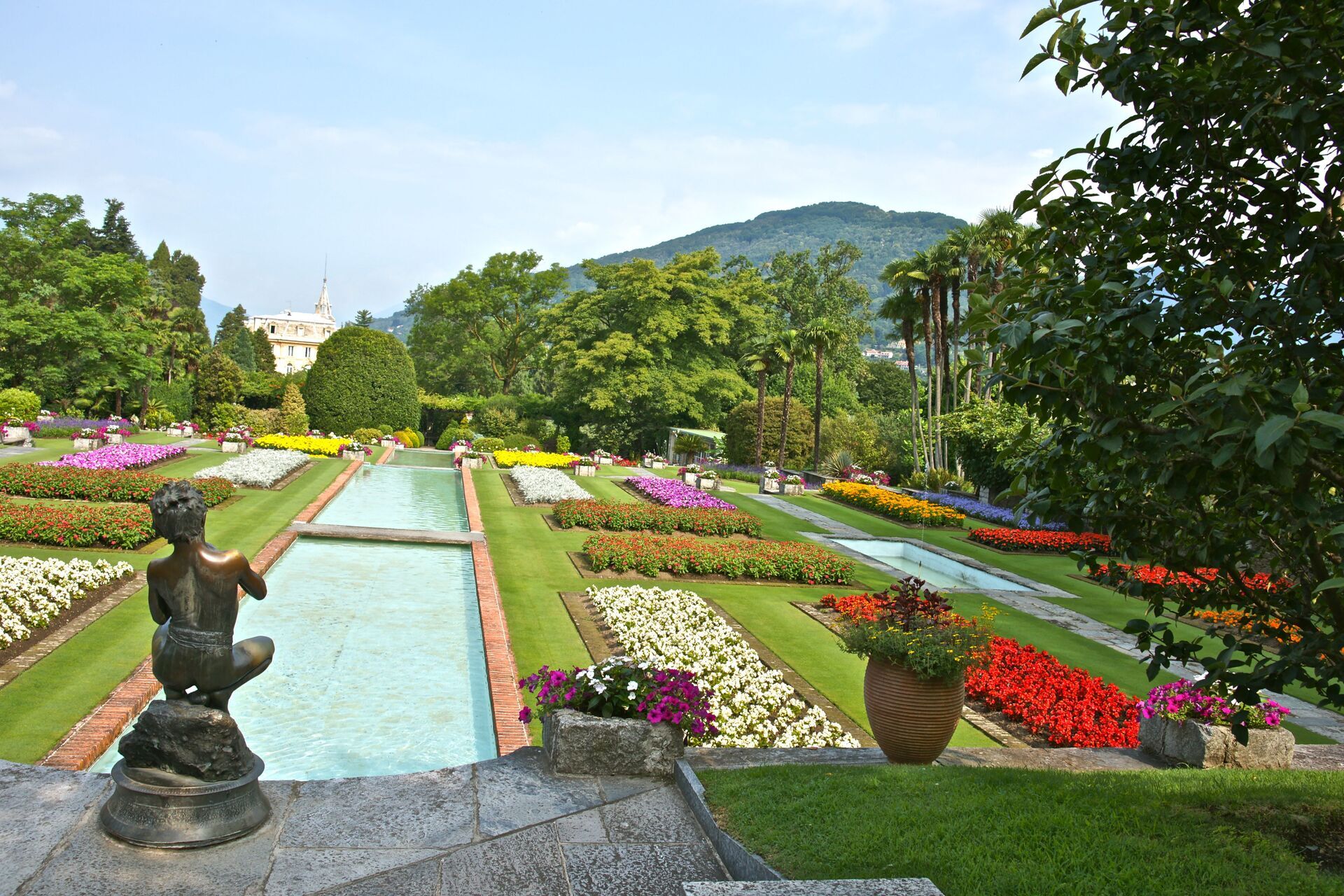 Giardini Botanici di Villa Taranto, Courtesy della propriet�