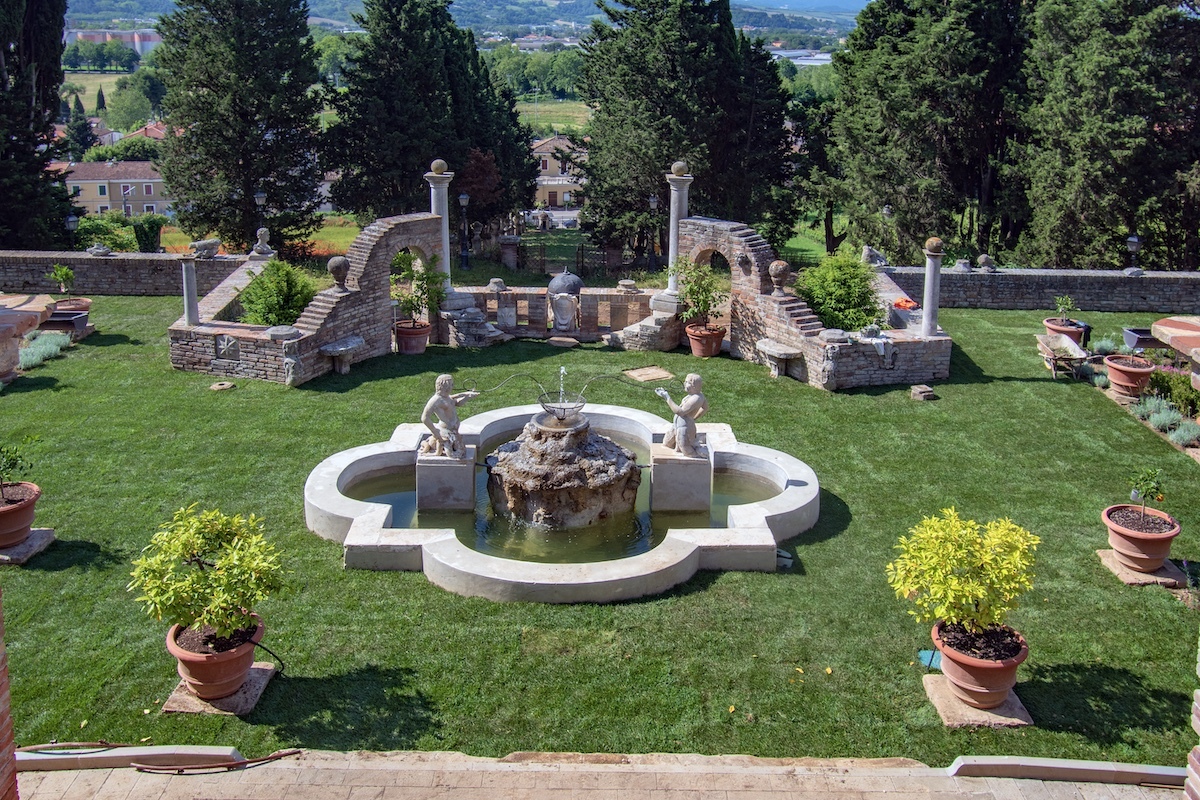 Courtesy della propriet�